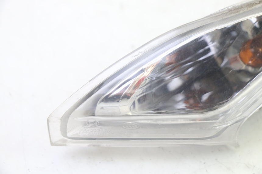 photo de VOORSTE LINKER KNIPPERLICHT SYM CROX 4T 50 (2016 - 2023) - Detail van het onderdeel