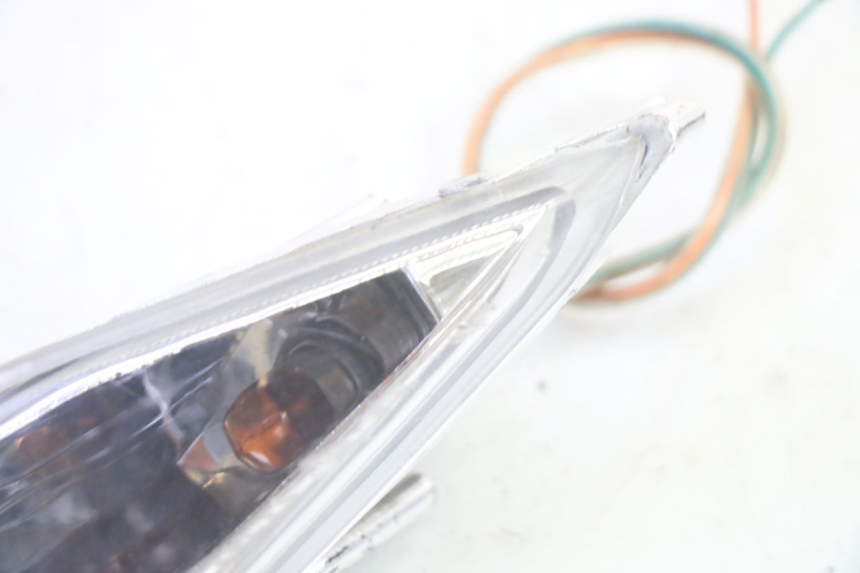 photo de VOORSTE LINKER KNIPPERLICHT SYM CROX 4T 50 (2016 - 2023) - Zoom op gebruiksstaat