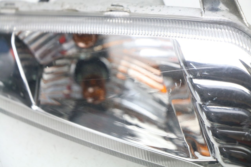 photo de VOORSTE LINKER KNIPPERLICHT SYM FIDDLE 2 50 (2008 - 2013) - Zoom op gebruiksstaat