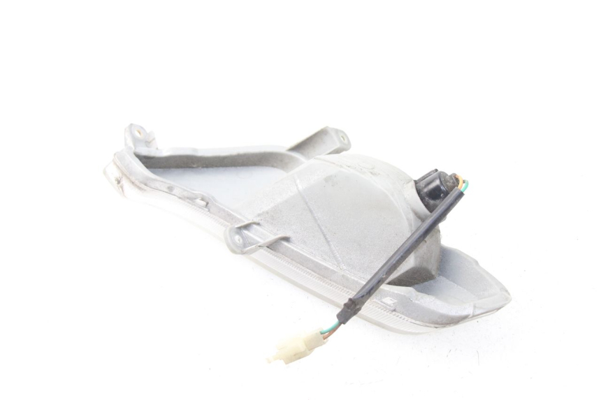 photo de VOORSTE LINKER KNIPPERLICHT SYM FIDDLE 2 50 (2008 - 2013) - Detail van het onderdeel