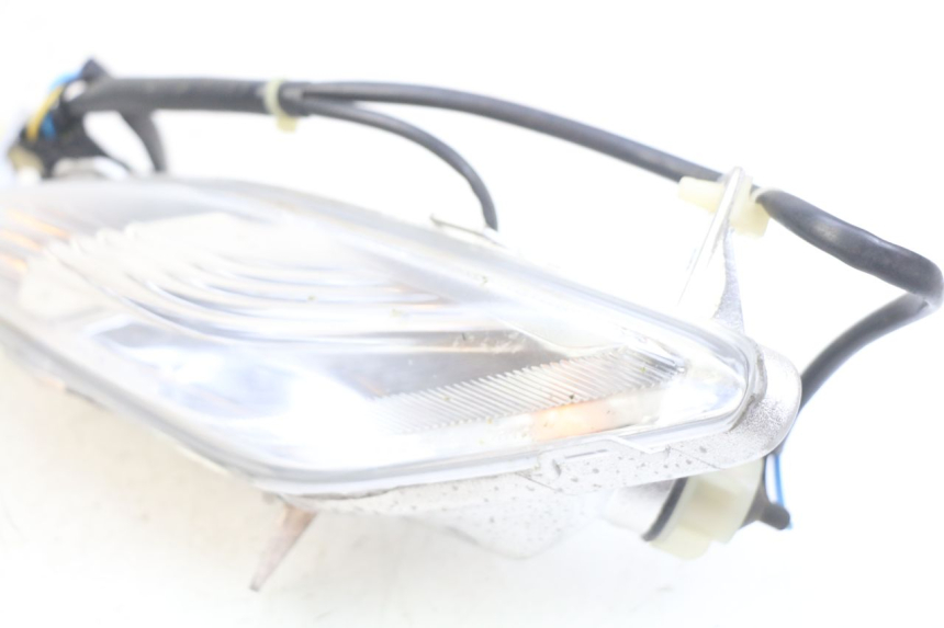photo de VOORSTE LINKER KNIPPERLICHT PIAGGIO FLY 4T 50 (2013 - 2017) - Zoom op gebruiksstaat