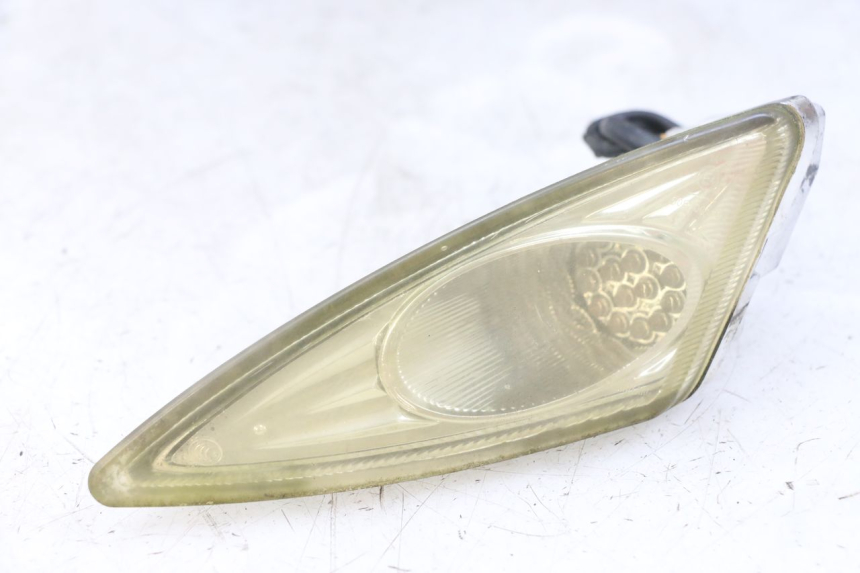 photo de VOORSTE LINKER KNIPPERLICHT GOES WIKI 125 (2010 - 2015) - Hoofdaanzicht