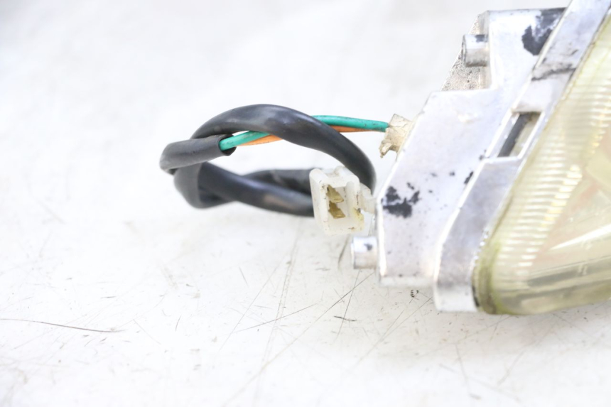 photo de VOORSTE LINKER KNIPPERLICHT GOES WIKI 125 (2010 - 2015) - Zoom op gebruiksstaat