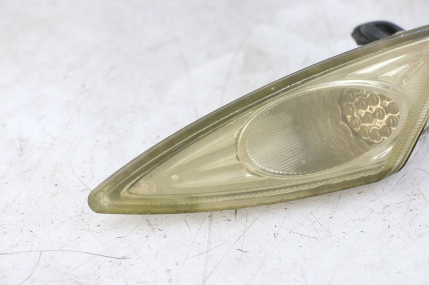 photo de VOORSTE LINKER KNIPPERLICHT GOES WIKI 125 (2010 - 2015) - Bevestigingspunten