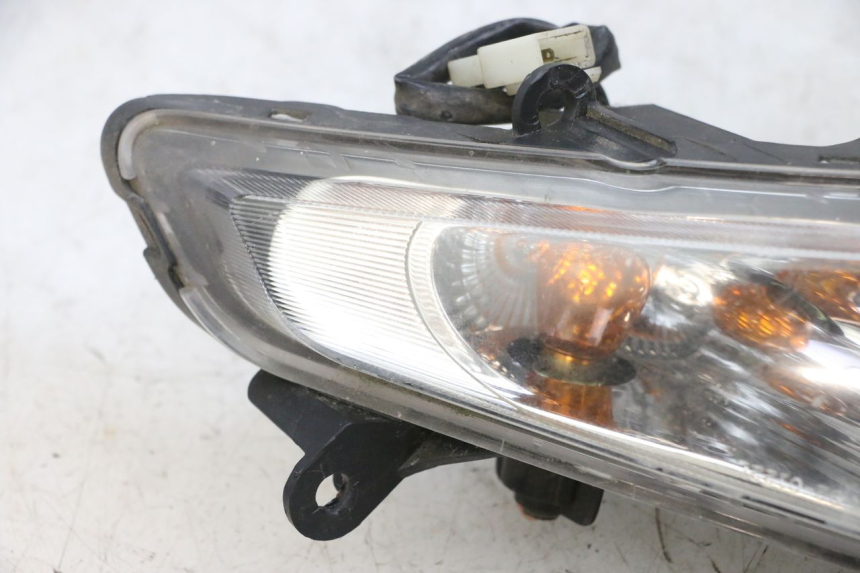 photo de VOORSTE LINKER KNIPPERLICHT SYM GTS EVO 125 (2009 - 2013) - Overzicht