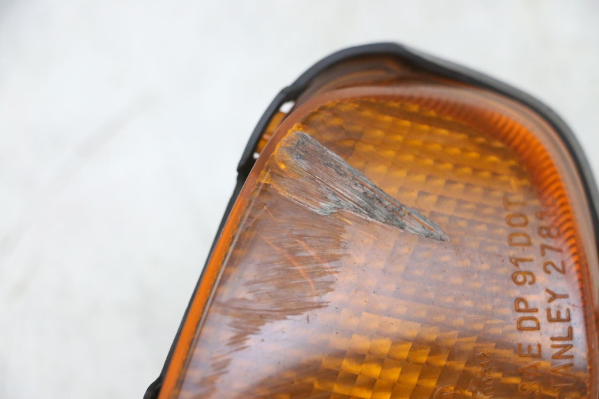 photo de VOORSTE LINKER KNIPPERLICHT HONDA CBR F 1000 (1993 - 1996) - Zoom op gebruiksstaat