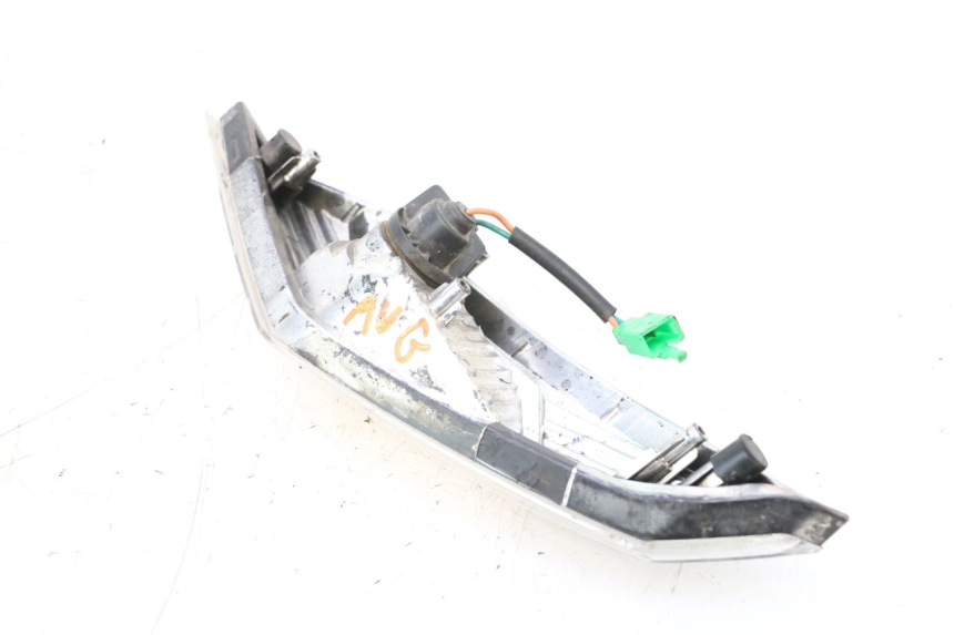 photo de VOORSTE LINKER KNIPPERLICHT SYM JET 14 4T 50 (2018 - 2022) - Detail van het onderdeel