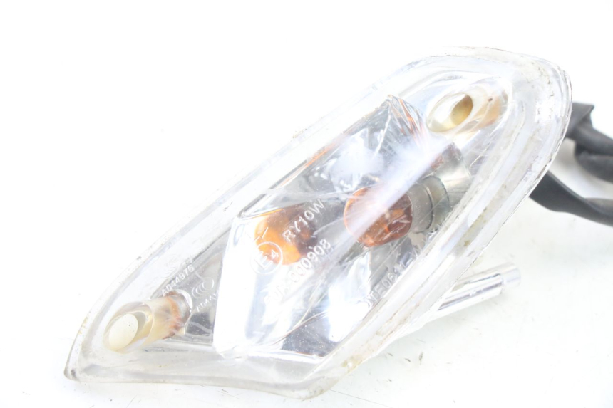 photo de VOORSTE LINKER KNIPPERLICHT KYMCO AGILITY 4T 50 (2018 - 2022) - Detail van het onderdeel