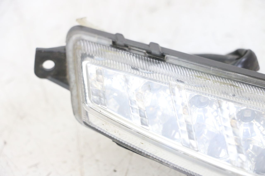 photo de VOORSTE LINKER KNIPPERLICHT MASH CITY 4T 50 (2018 - 2020) - Bevestigingspunten