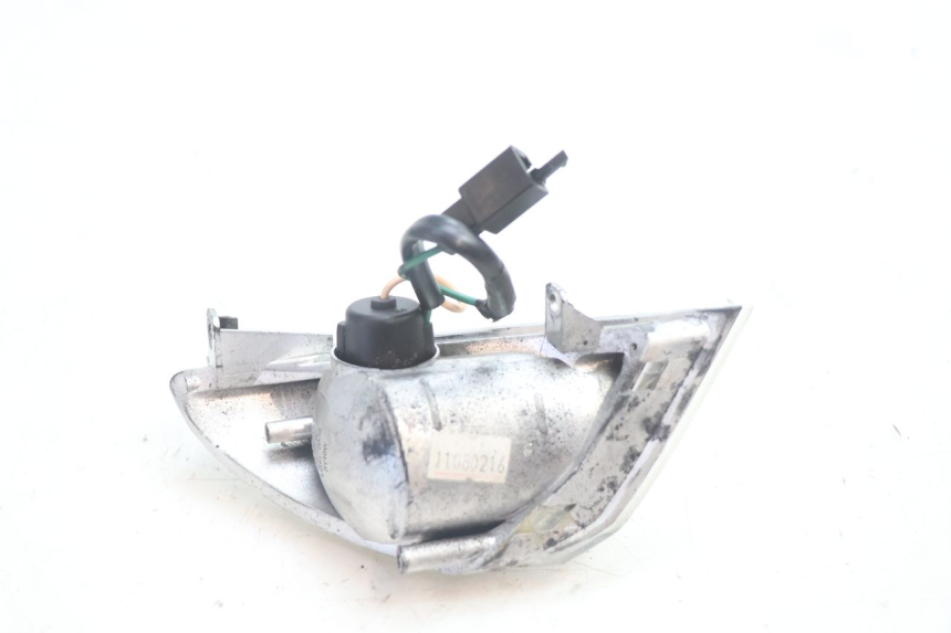 photo de VOORSTE LINKER KNIPPERLICHT SYM MIO 50 (2005 - 2010) - Technische close-up