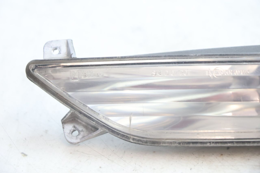 photo de VOORSTE LINKER KNIPPERLICHT PIAGGIO MP3 125 (2006 - 2014) - Detail van het onderdeel