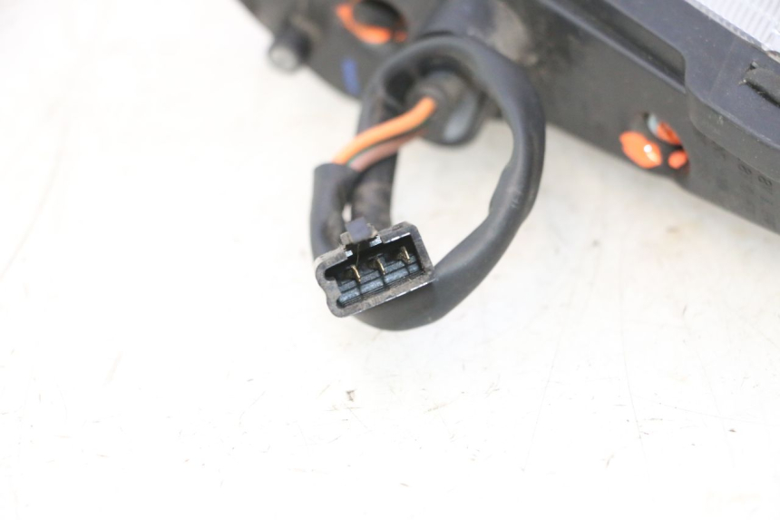 photo de VOORSTE LINKER KNIPPERLICHT KYMCO LIKE 4T 50 (2019 - 2025) - Bevestigingspunten