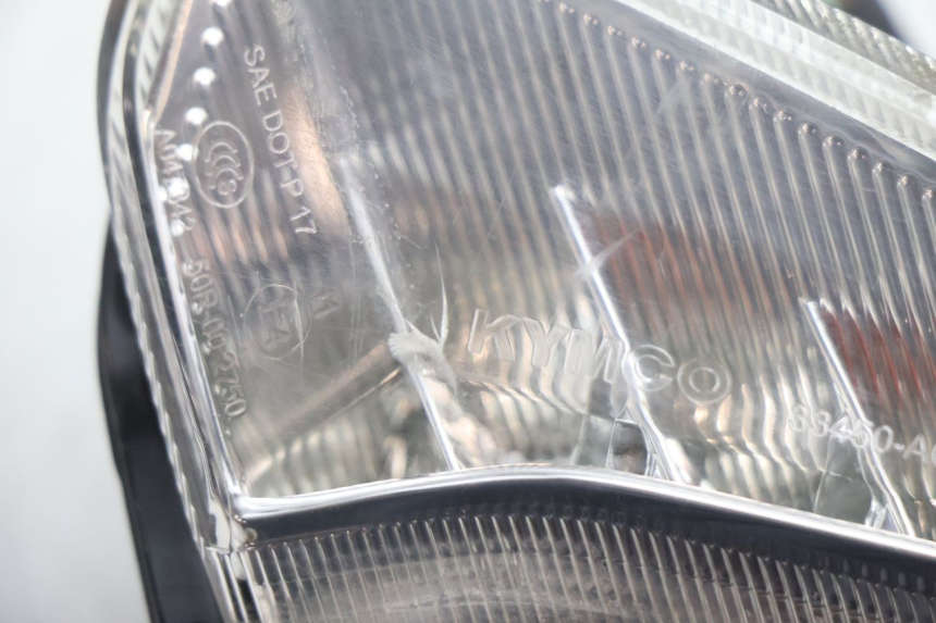 photo de VOORSTE LINKER KNIPPERLICHT KYMCO LIKE 4T 50 (2019 - 2025) - Detail van het onderdeel