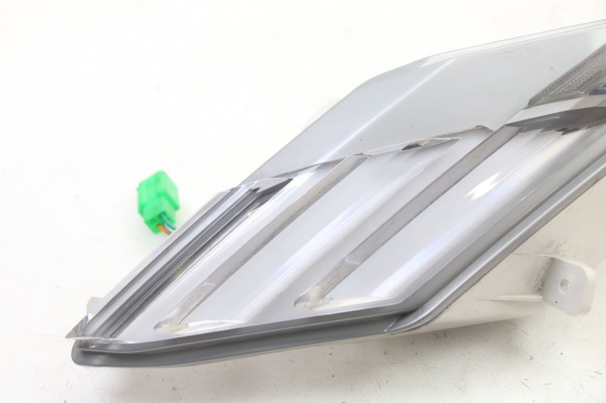 photo de VOORSTE LINKER KNIPPERLICHT PEUGEOT TWEET 4T 50 (2023 - 2025) - Detail van het onderdeel