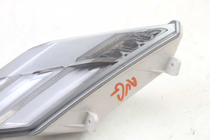 photo de VOORSTE LINKER KNIPPERLICHT PEUGEOT TWEET 4T 50 (2023 - 2025) - Zoom op gebruiksstaat