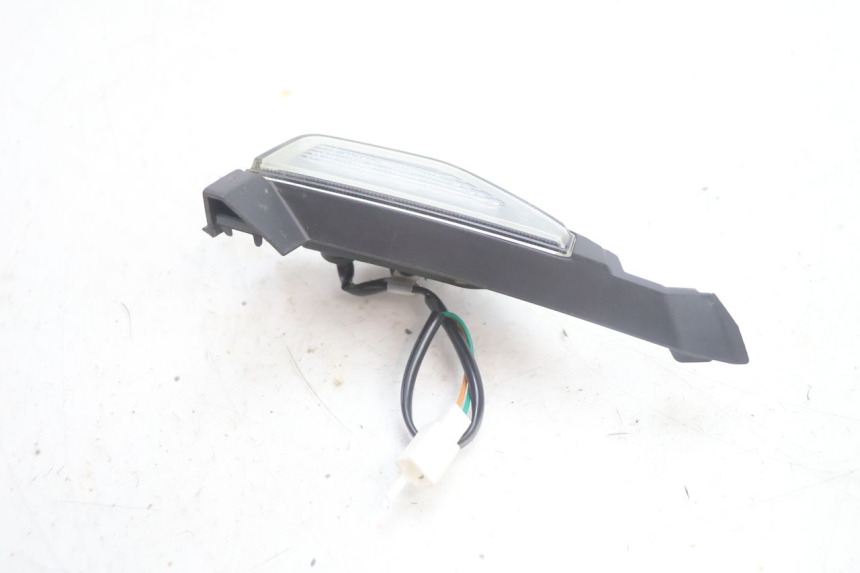 photo de LINKER VOORKNIPPERLICHT JM MOTORS R-MAX TECH 50 (2024 - 2026) - Zoom op gebruiksstaat