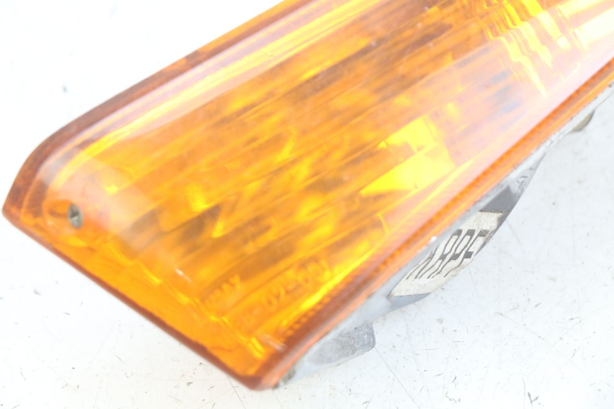 photo de VOORSTE LINKER KNIPPERLICHT HONDA SCV LEAD 100 (2003 - 2007) - Technische close-up