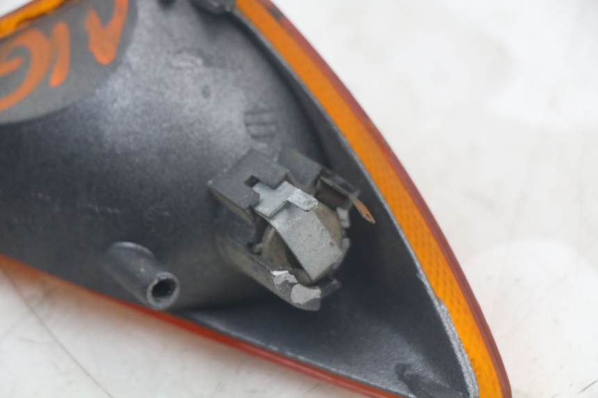 photo de VOORSTE LINKER KNIPPERLICHT PEUGEOT SPEEDFIGHT 100 (1997 - 2007) - Bevestigingspunten