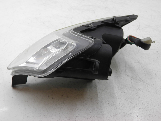 photo de VOORSTE LINKER KNIPPERLICHT SYM GTS 125 (2005 - 2008) - Technische close-up