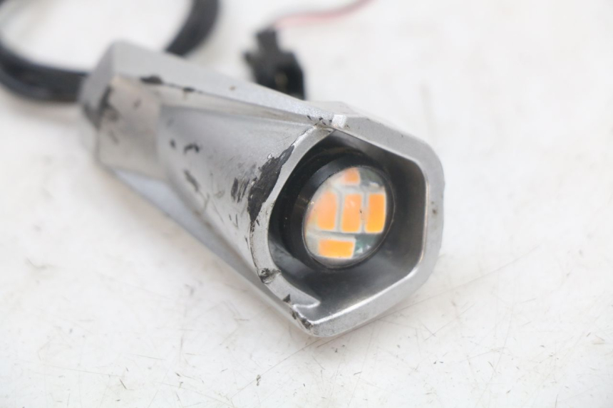 photo de VOORSTE LINKER KNIPPERLICHT DUALTRON TOGO PLUS 1 - Detail van het onderdeel
