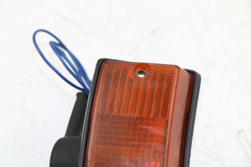 photo de VOORSTE LINKER KNIPPERLICHT PIAGGIO VESPA PX 125 (1997 - 2007) - Technische close-up