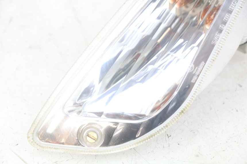 photo de VOORSTE LINKER KNIPPERLICHT PIAGGIO VESPA S 2T 50 (2007 - 2014) - Technische close-up