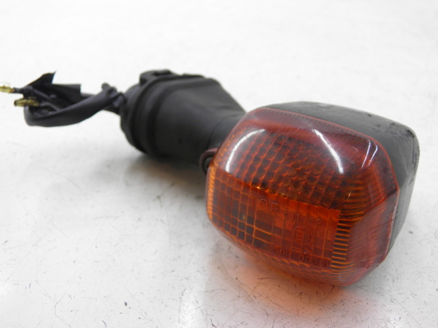 photo de VOORSTE LINKER KNIPPERLICHT YAMAHA FZS FAZER 1000 (2003 - 2005) - Detail van het onderdeel