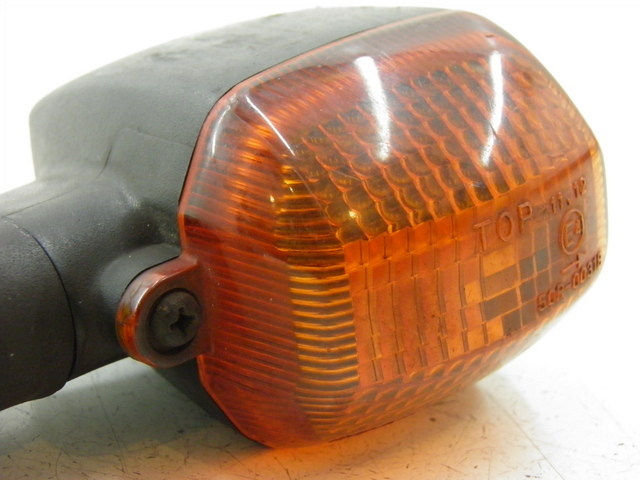 photo de VOORSTE LINKER KNIPPERLICHT YAMAHA FZS FAZER 1000 (2003 - 2005) - Technische close-up