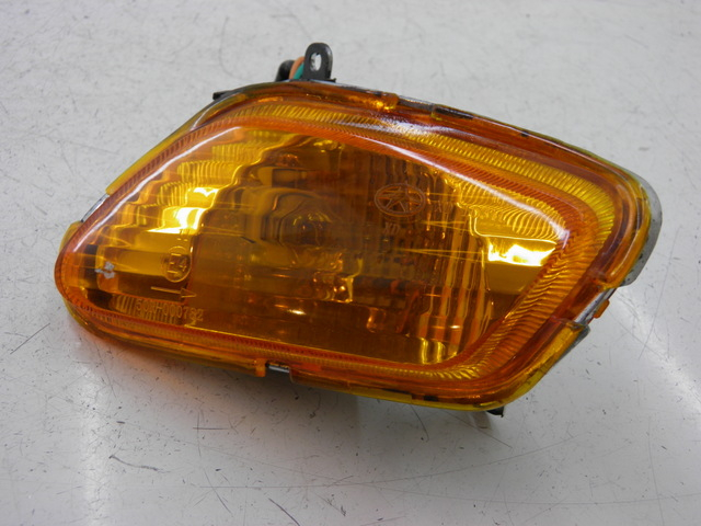 photo de VOORSTE LINKER KNIPPERLICHT YIYING YY 125 T-10 125 (2006 - 2012) - Hoofdaanzicht