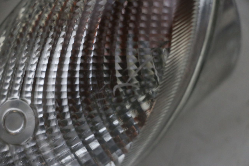 photo de VOORSTE LINKER KNIPPERLICHT YAMAHA YP MAJESTY 125 (2002 - 2006) - Detail van het onderdeel