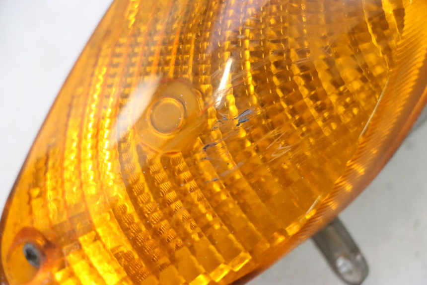 photo de VOORSTE LINKER KNIPPERLICHT YAMAHA YP MAJESTY 125 (1998 - 2001) - Detail van het onderdeel