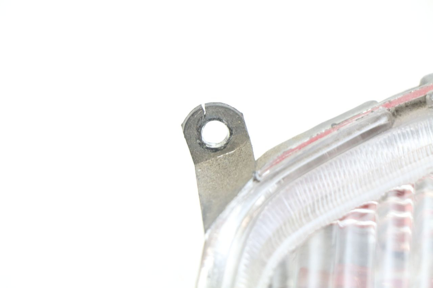 photo de VOORKNIPPERLICHT HAOTIAN HT125T-2 125 - Bevestigingspunten