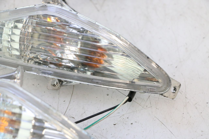 photo de VOORKNIPPERLICHT RIDE JUMP 2T 50 (2012 - 2017) - Staat van het oppervlak