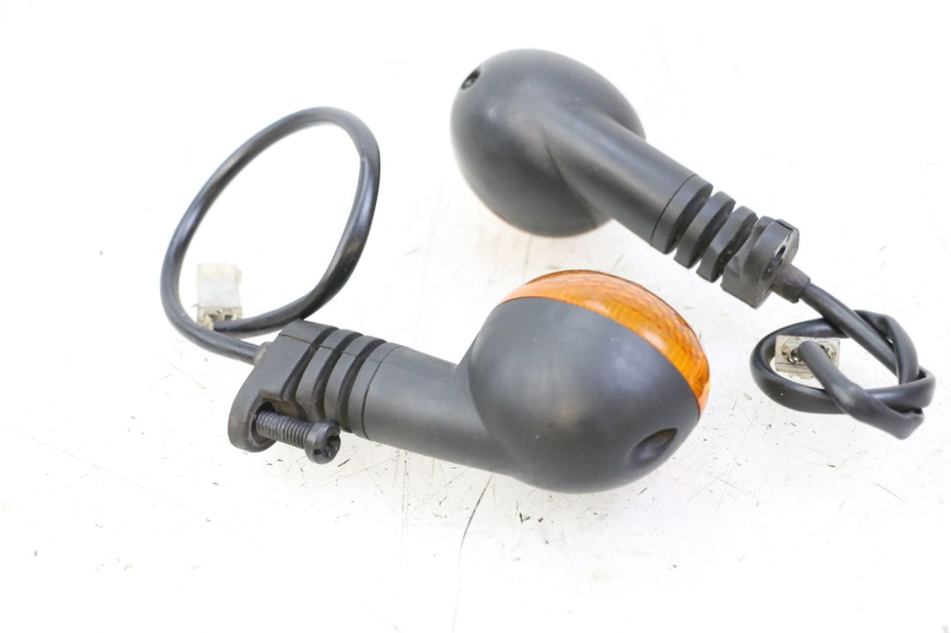 photo de VOORKNIPPERLICHT PEUGEOT LUDIX 50 (2008 - 2017) - Bevestigingspunten