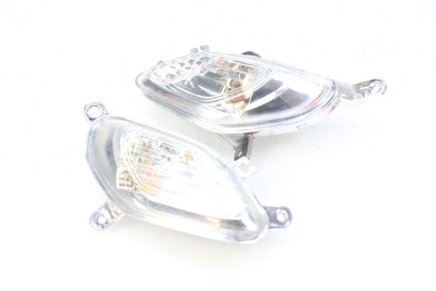 photo de VOORKNIPPERLICHT JM MOTORS SANTANA 50 (2014 - 2023) - Bevestigingspunten