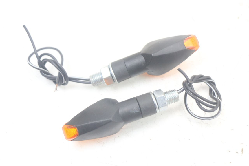 photo de VOORKNIPPERLICHT DERBI SENDA SM X-TREME 50 (2006 - 2010) - Staat van het oppervlak