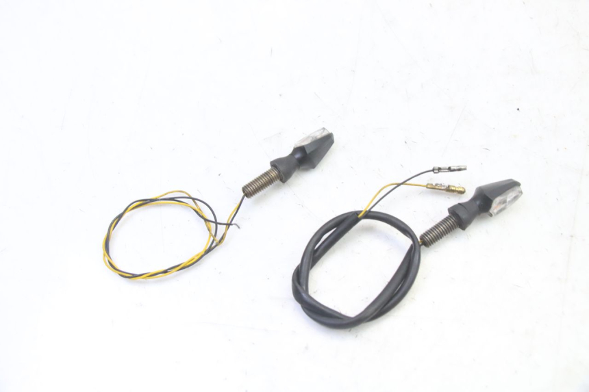 photo de VOORKNIPPERLICHT SUZUKI SV S 650 (2003 - 2009) - Detail van het onderdeel