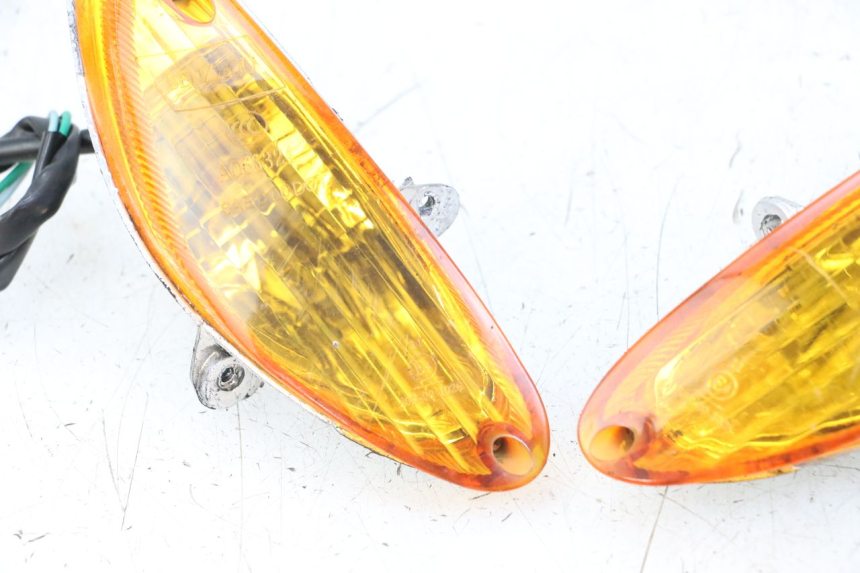 photo de VOORKNIPPERLICHT BAOTIAN TRAVEL SPIRIT 50 (2010 - 2012) - Bevestigingspunten