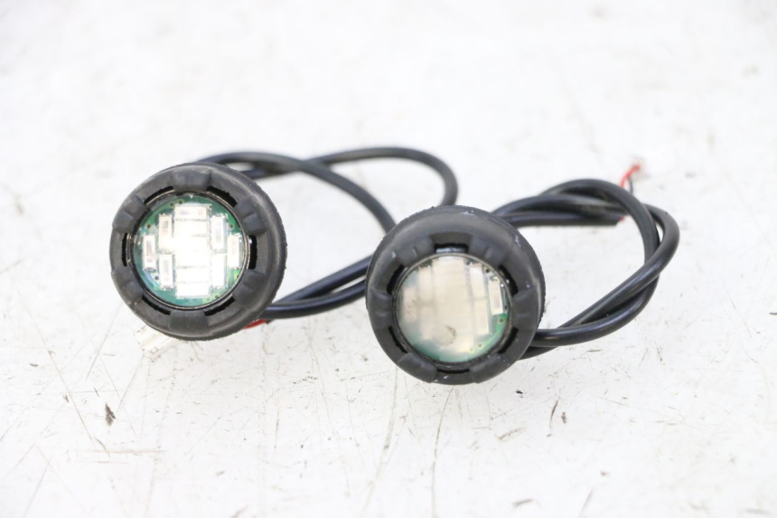 photo de VOORKNIPPERLICHT DUALTRON VICTOR LIMITED 1 - Hoofdaanzicht