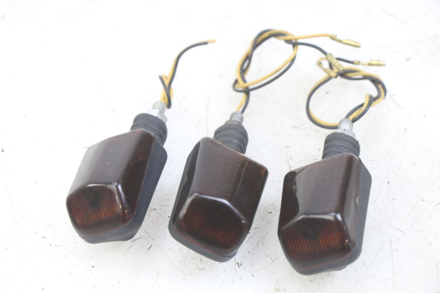 photo de VOORKNIPPERLICHT YAMAHA XJN DIVERSION 600 (2000 - 2003) - Overzicht