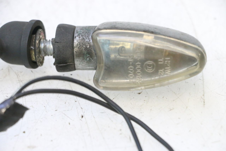 photo de VOORSTE RICHTINGAANWIJZER YAMAHA XJR 1300 (1998 - 2002) - Detail van het onderdeel