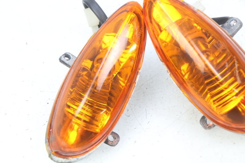 photo de VOORKNIPPERLICHT YIYING YY50QT-10 50 (2007 - 2022) - Zoom op gebruiksstaat