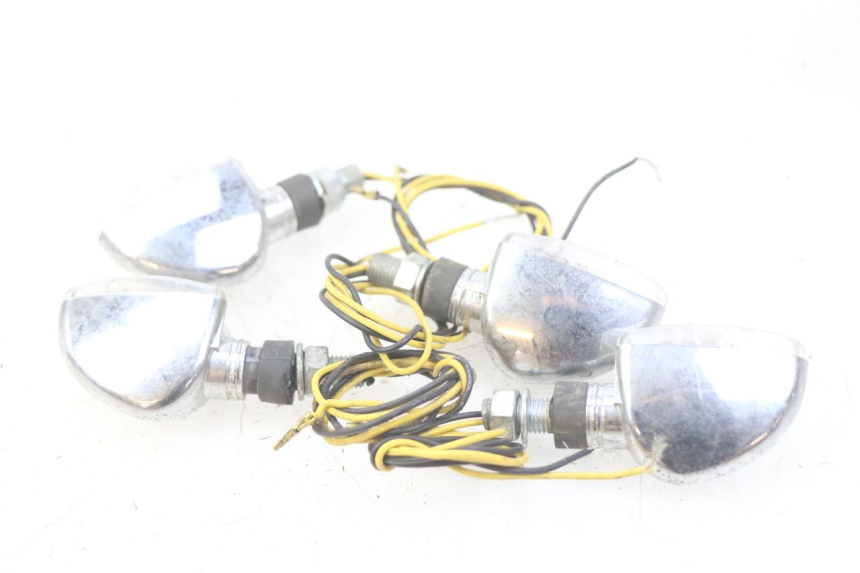 photo de VOORKNIPPERLICHT KAWASAKI ZEPHYR 1100 ( - 1995) - Gecontroleerd onderdeel