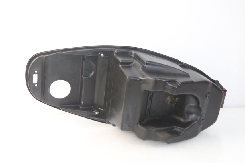 photo de ZADeltasleutelbox KYMCO AGILITY CITY 4T 50 (2008 - 2016) - Andere kijkhoek