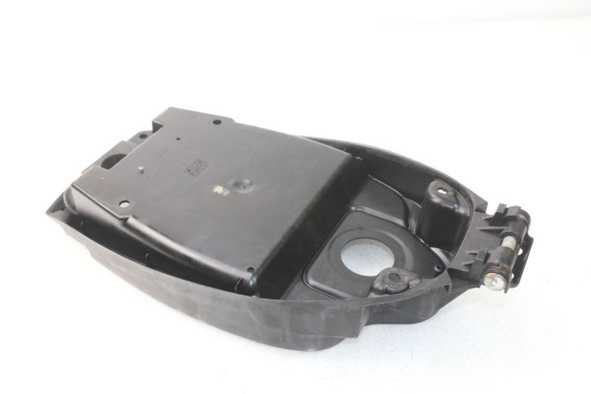 photo de ZADeltas Koffer MBK BOOSTER SPIRIT 50 (2004 - 2017) - Detail van het onderdeel