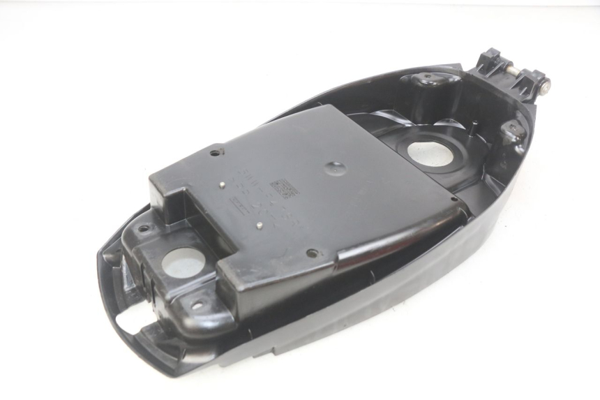 photo de ZADeltas Koffer MBK BOOSTER SPIRIT NAKED 50 (2004 - 2017) - Zoom op gebruiksstaat