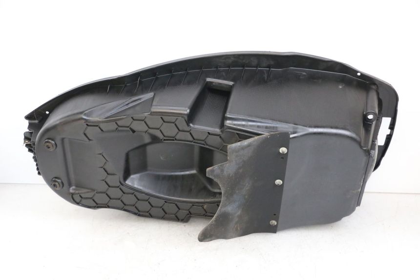 photo de ZADeltas Koffer PEUGEOT CITYSTAR 50 (2013 - 2017) - Detail van het onderdeel