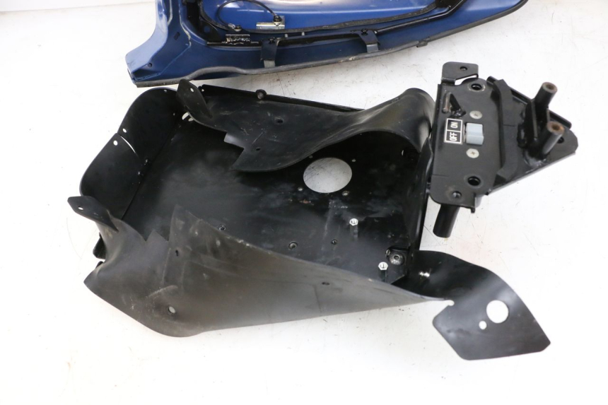 photo de ZADeltasERKISTAS YAMAHA FJR ABS 1300 (2006 - 2012) - Detail van het onderdeel