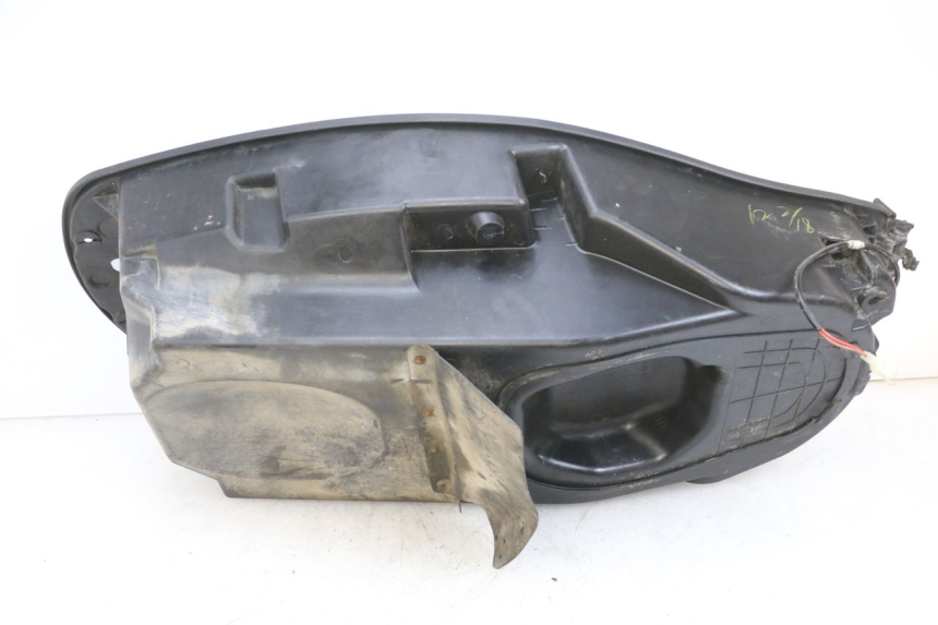 photo de ZADeltas Koffer SYM GTS EVO 125 (2009 - 2013) - Technische close-up