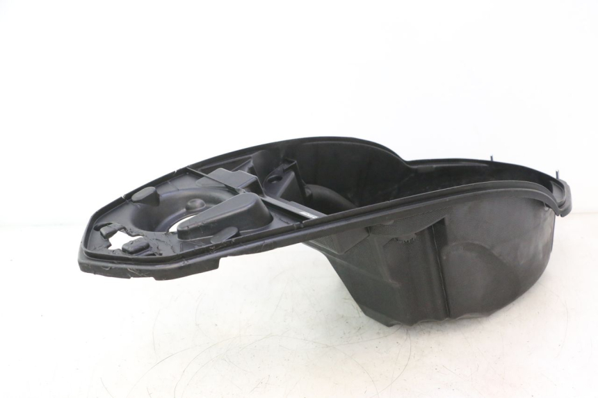 photo de ZADSEATKOFFER PEUGEOT KISBEE 4T 50 (2023 - 2026) - Kenmerkende details